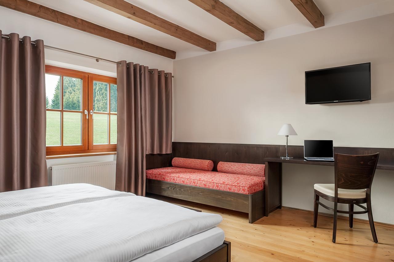 Aneta Hotel & Restaurant Vitkovice Luaran gambar
