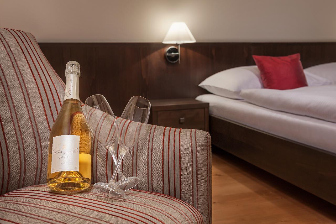 Aneta Hotel & Restaurant Vitkovice Luaran gambar